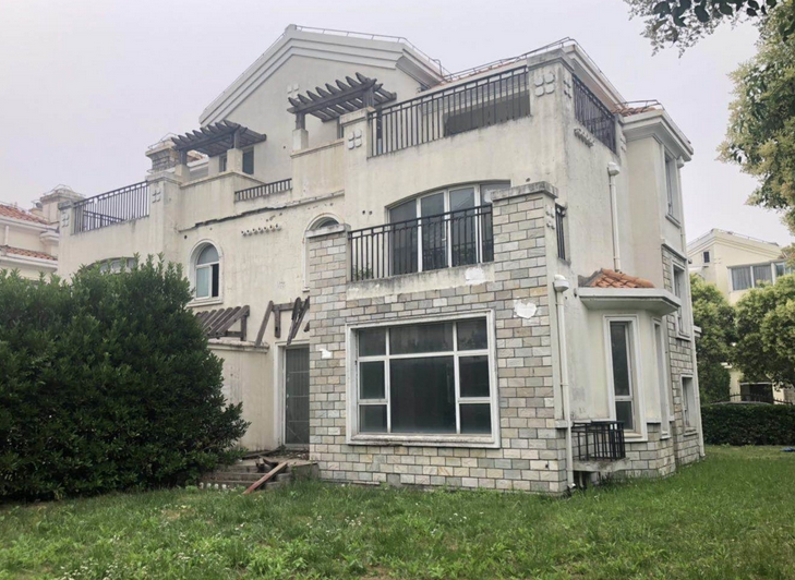  p>月亮河桂园(别墅)位于上海市松江松江新城,由上海松江房地产开发