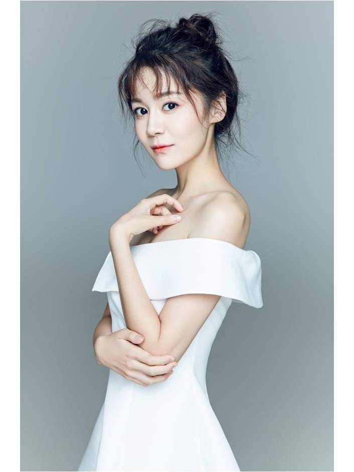 412y">娜吉玛,1994年12月25日出生于新疆维吾尔自治区,中国内地女演员