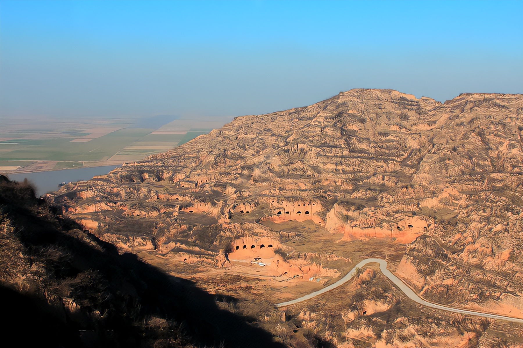 data-id="go1h4vcjif">邙山位于 a target="_blank" href="/item/河南