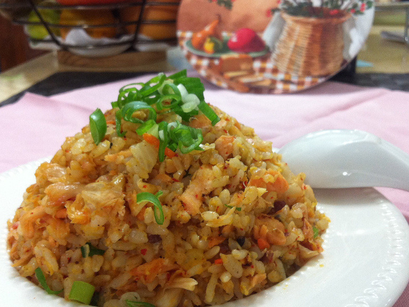 日式鲑鱼炒饭