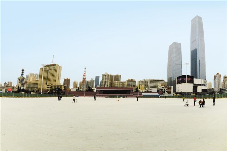 东方红广场