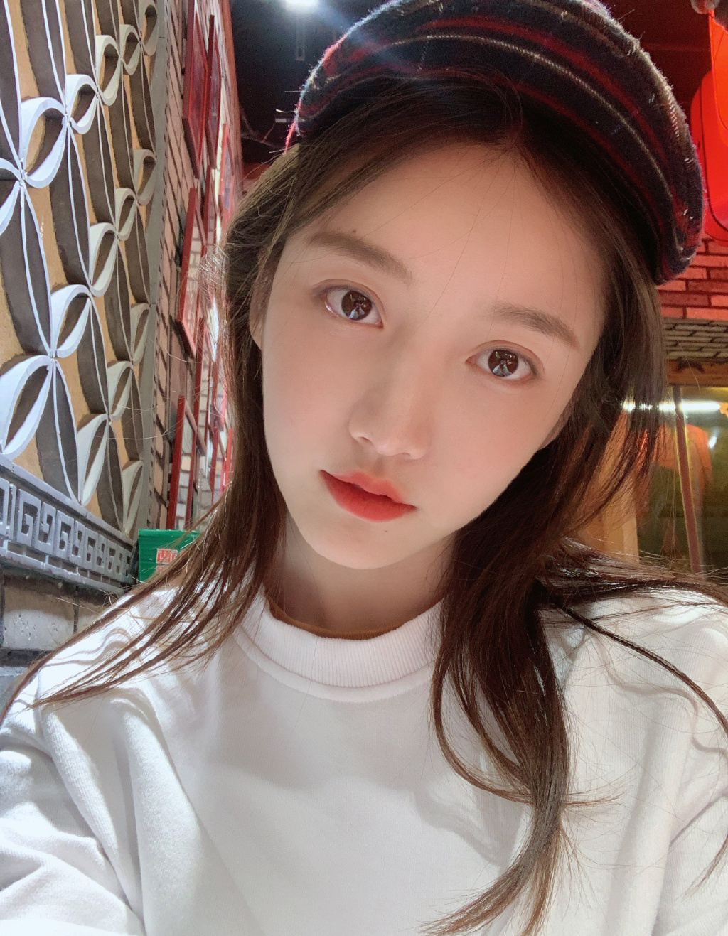 姜贞羽