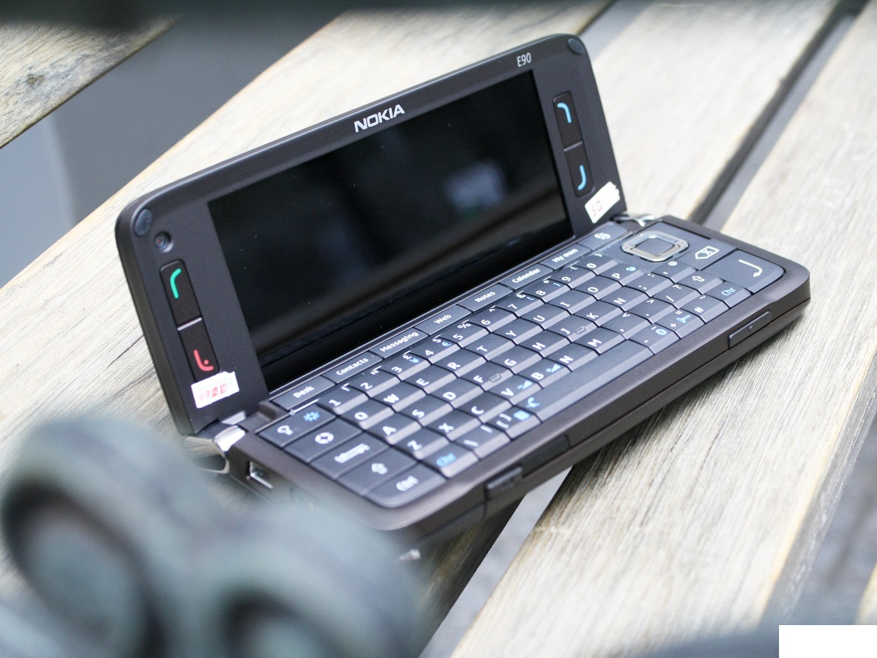 e90是 a target="_blank" href="/item/诺基亚公司/10858444" data