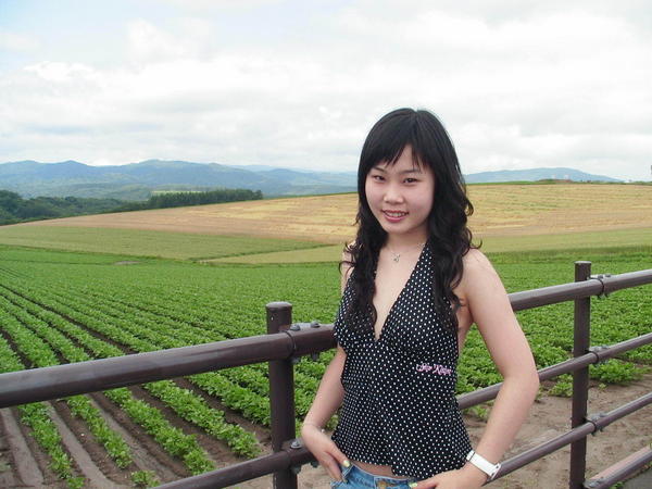 马来西亚女歌手, a target="_blank" href="/item/四千金/13990" data