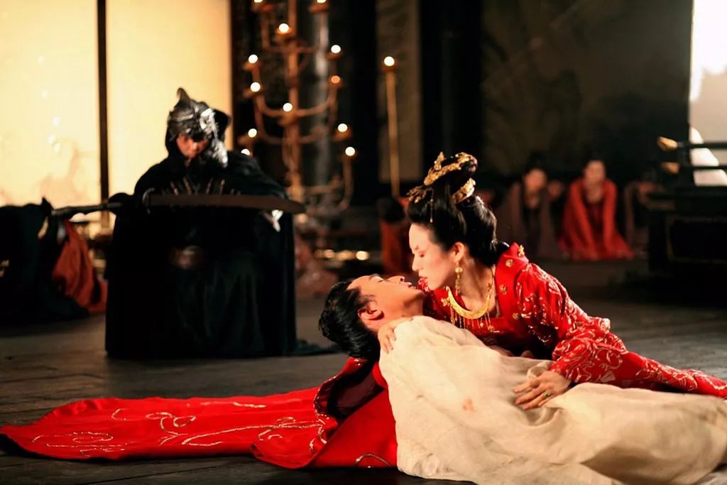  p data-id="tojvphfxkiuq">《夜宴》是冯小刚执导电影《 a target="