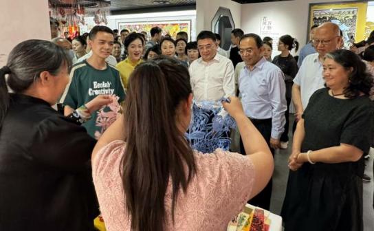贺强（剪纸艺术家、非物质文化遗产传承人）_百度百科