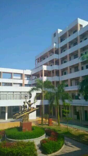 广东茂名市第十中学