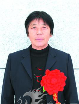  p>冯玉珍,女,1953年出生,山东省禹城市安仁镇王子付村党支部书记.