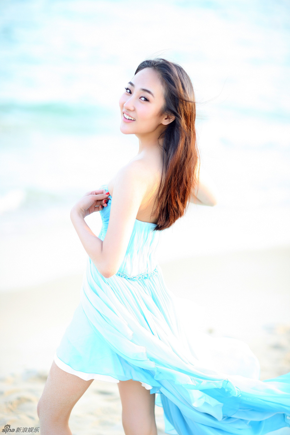  p>高姝瑶,8月19日出生于辽宁省丹东市,中国内地女演员,毕业于 a