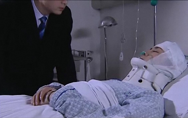  p>《怪罪》是2008年上映的悬疑类电视剧,由高进军执导,有中国版《 a