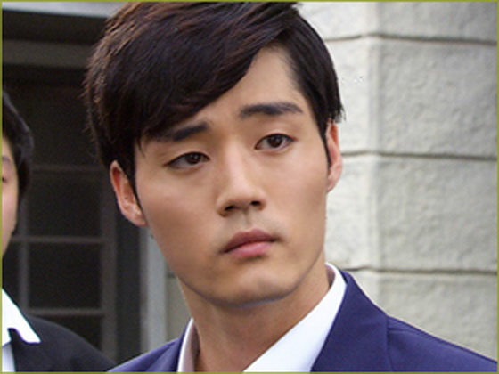  p>《恩熙》是韩国kbs2电视台于2013年06月24日起播出的日日剧,由韩哲