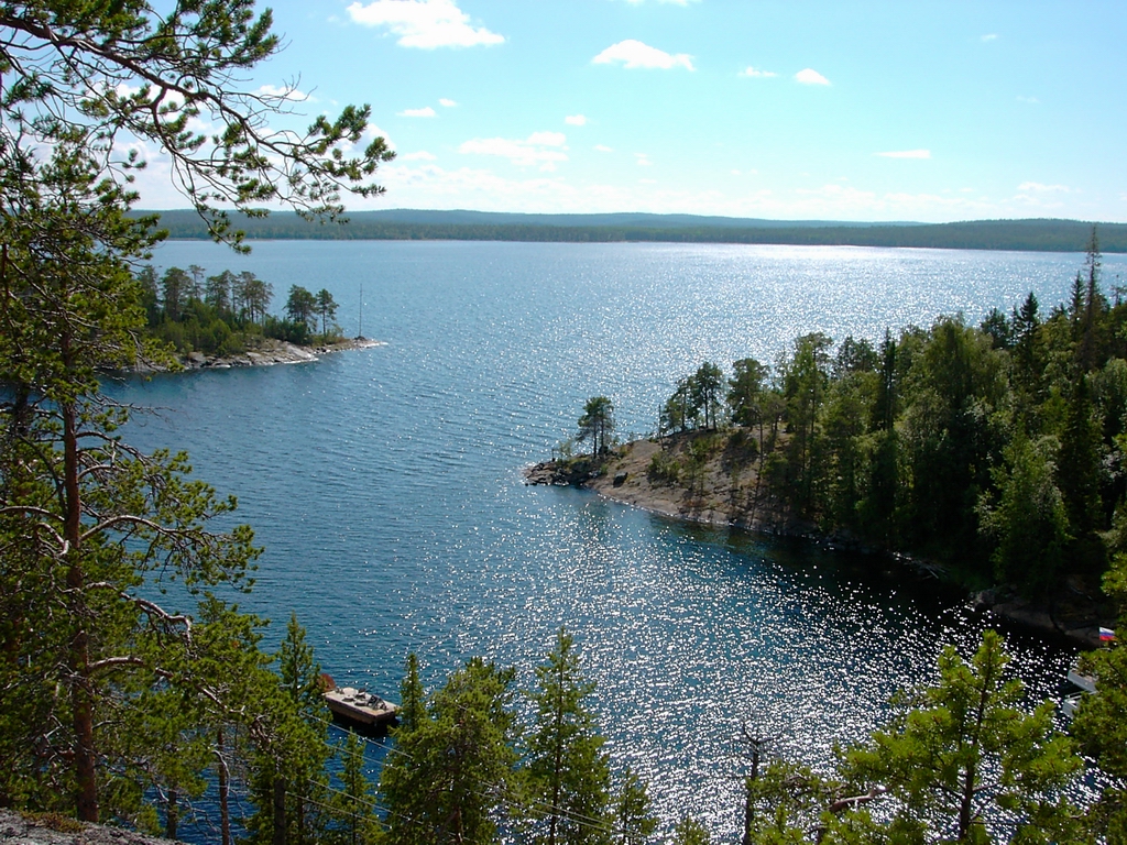  p>白海,白海是北冰洋的巴伦支海(barents sea)伸入欧洲的俄罗斯部分