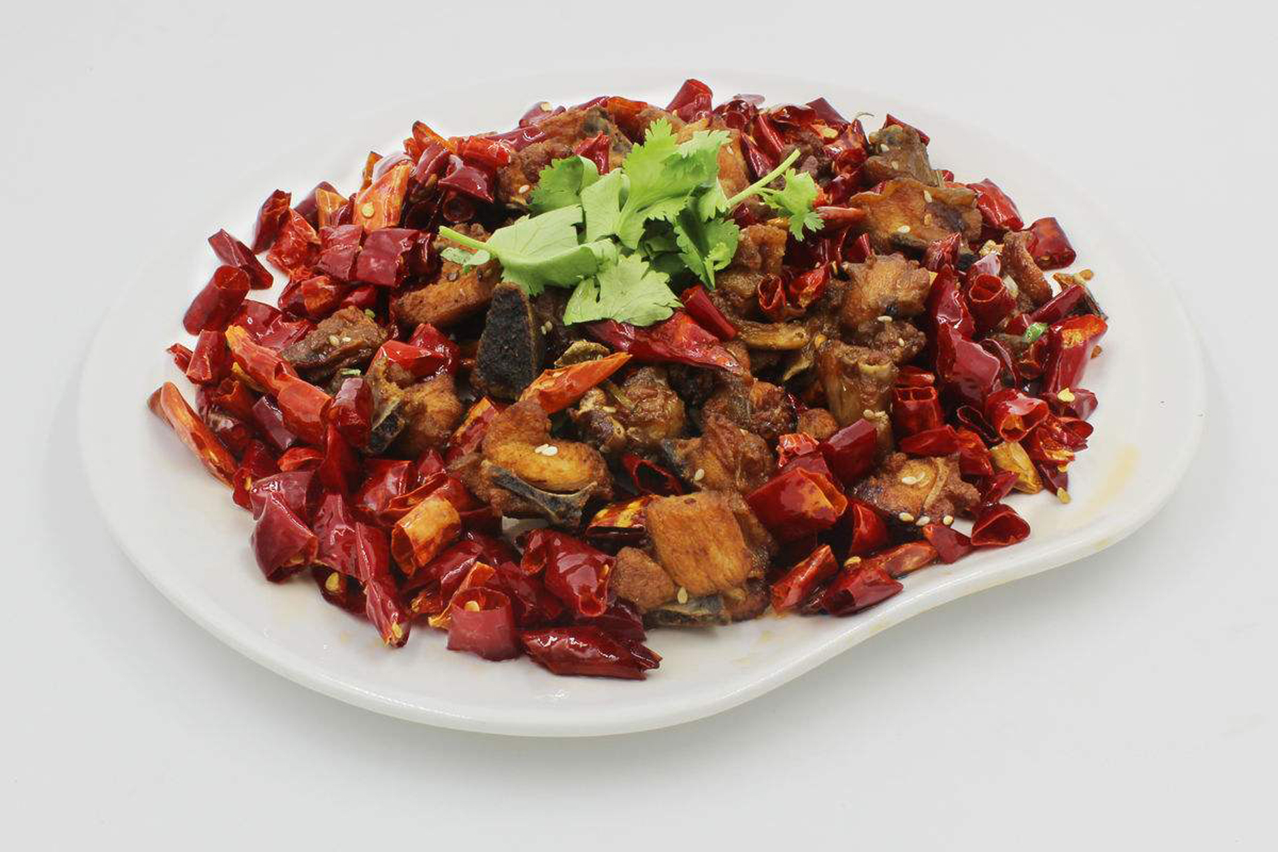  p>辣子鸡丁,特色传统菜肴,属 a target="_blank" href="/item/川菜