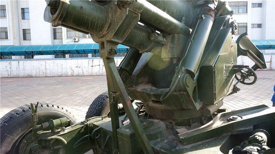 fgt-203毫米牵引火炮