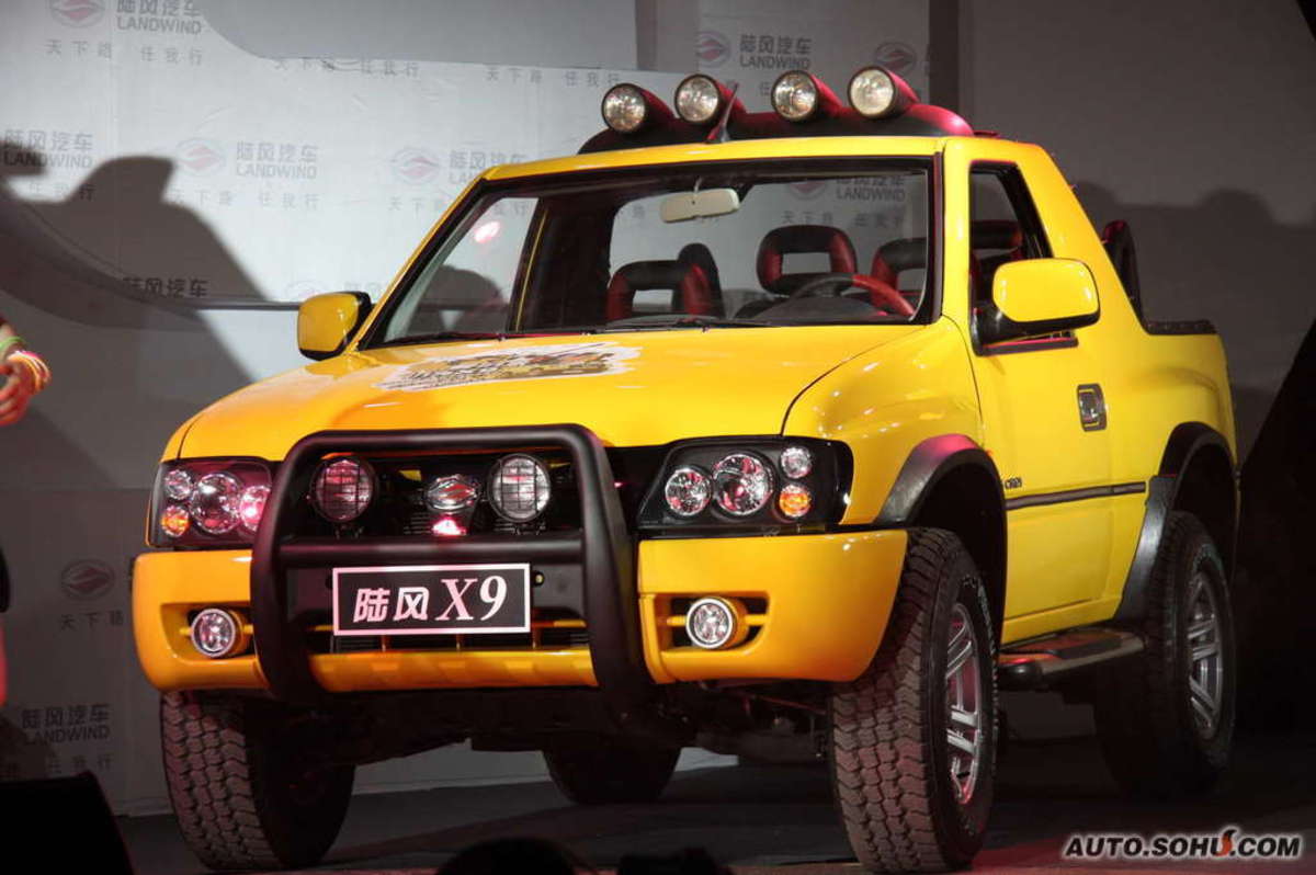  p data-id="gnx3w98h7f">江铃陆风陆风x9独特的短轴距车身,强劲的