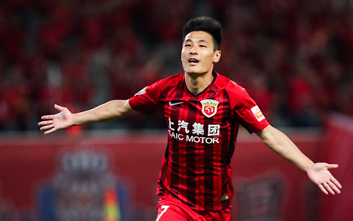 football club)是一家位于中国上海的职业足球俱乐部,简称"上海上港"