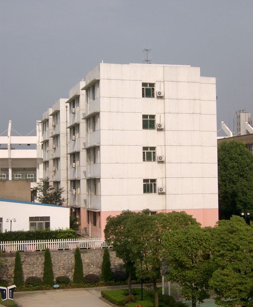 荆门市龙泉中学