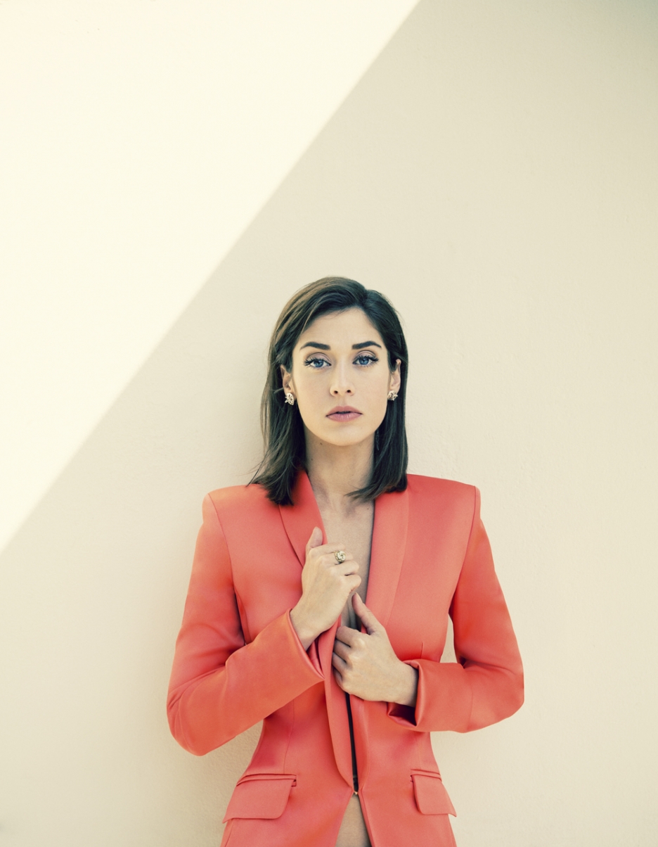  p>丽兹·卡潘(lizzy caplan),1982年6月30日出生于美国加利福尼亚州