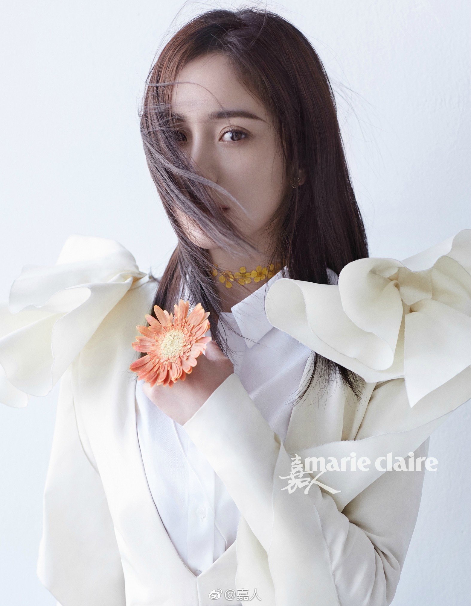  p>杨幂,1986年9月12日出生于北京市,中国内地影视女演员,流行乐歌手