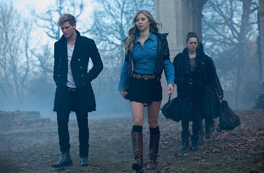  p data-id="gnbsqp4u2q">《堕落天使》是美国导演 a target="_blank"