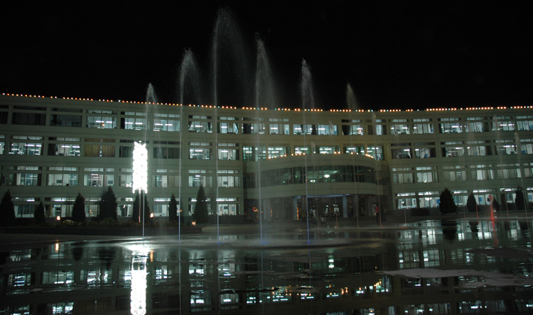 杭锦后旗奋斗中学