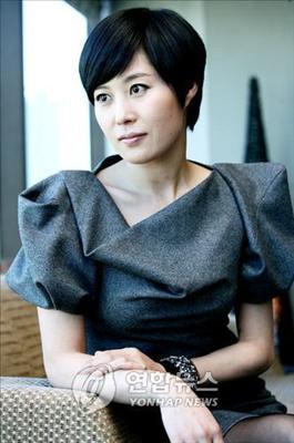 " data-lemmaid="3476514">成均馆大学 /a>教育学系,韩国女演员
