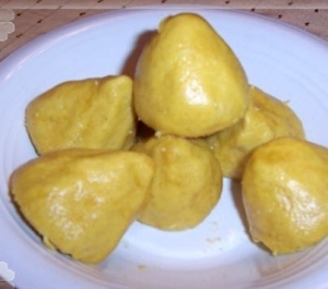  p>窝窝头,中国北方地区常见的面食.