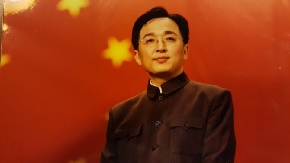 abfy5">谭希和,1959年4月10日出生于中国陕西省西安市,中国内地男演员