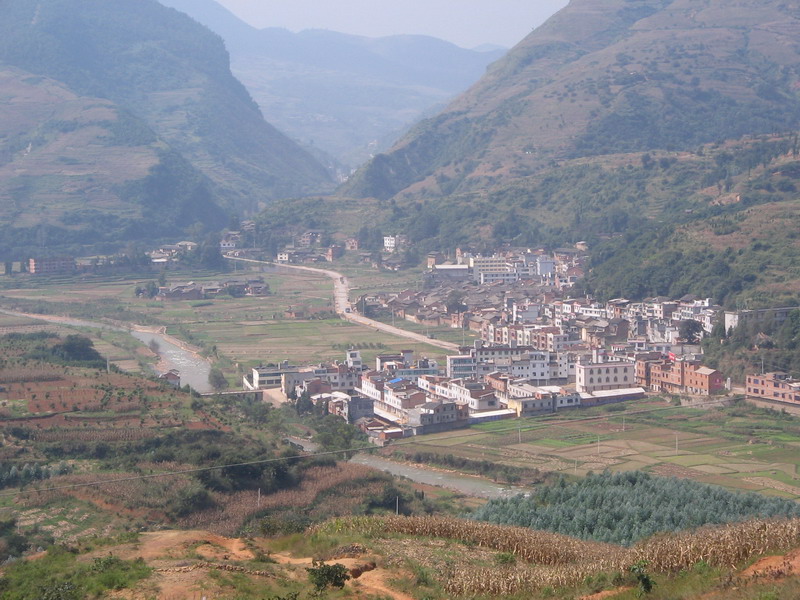 禄丰村