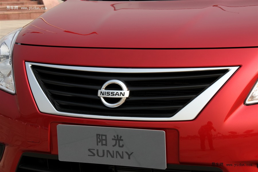  p>日产阳光是日产公司的阳光系列轿车,历史 a href="#">悠久 /a>.