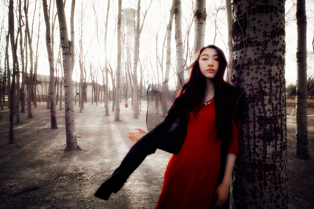  p>王艺洁(nena),曾用名王逸洁,1988年4月15日出生于四川省攀枝花市