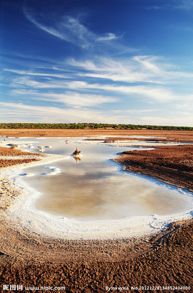  p>咸水湖(salt water lake)是水的含盐度超过1‰的 a href="#" data