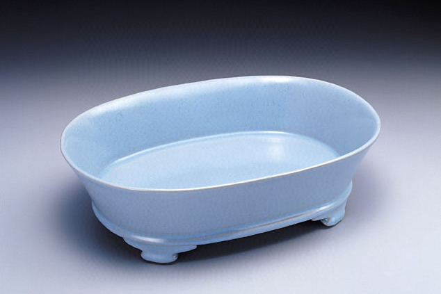 北宋汝窑天青无纹水仙盆