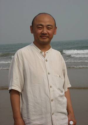 张伟（中国海洋大学新闻与传播学系主任）_百度百科