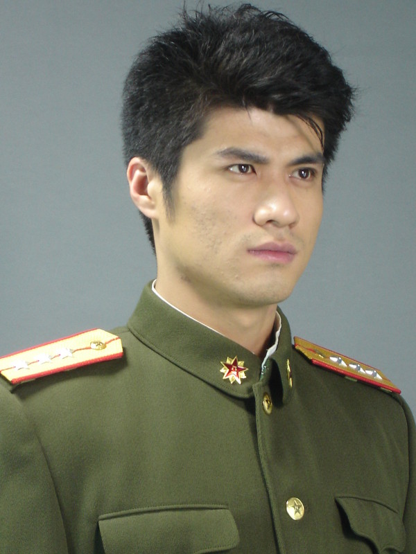 cgbhfo">朱晓华,1986年8月26日出生于陕西省西安市,中国内地影视演员