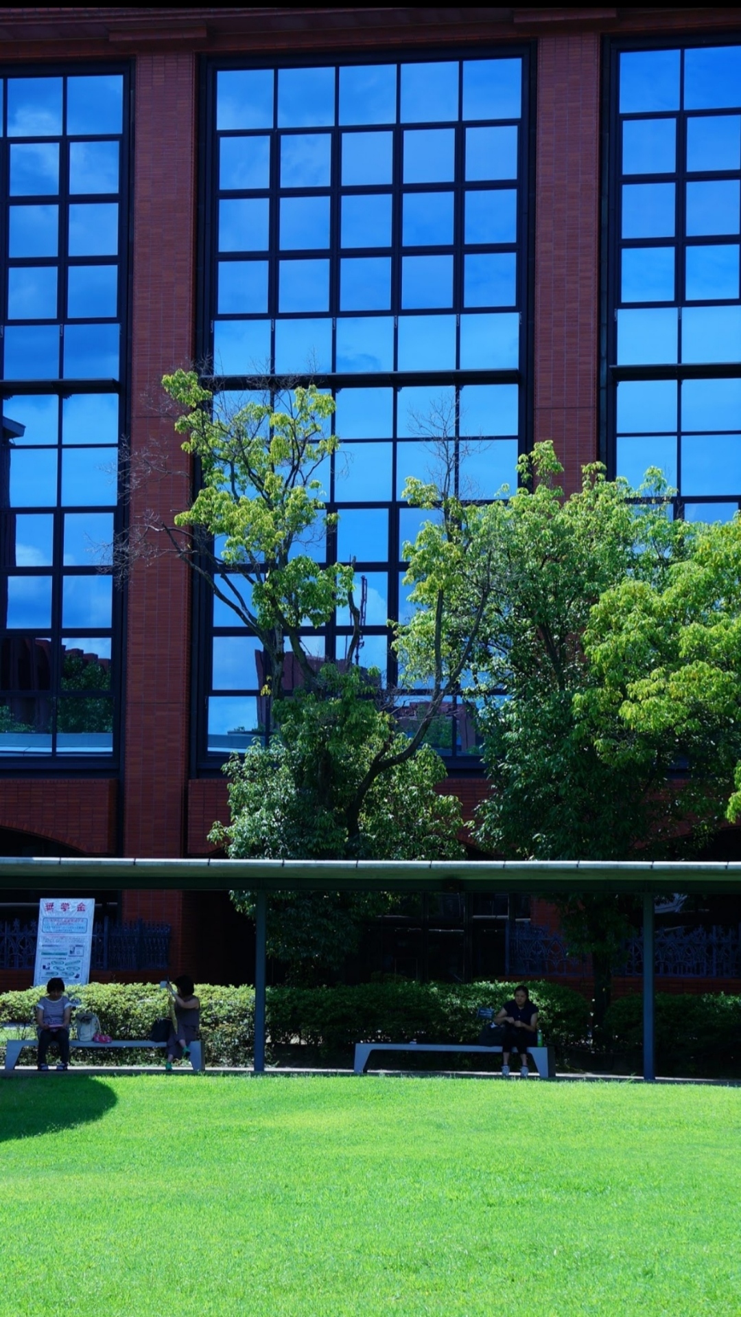  p>龙谷大学(ryukoku university),位于日本京都,是一所成立于1639年