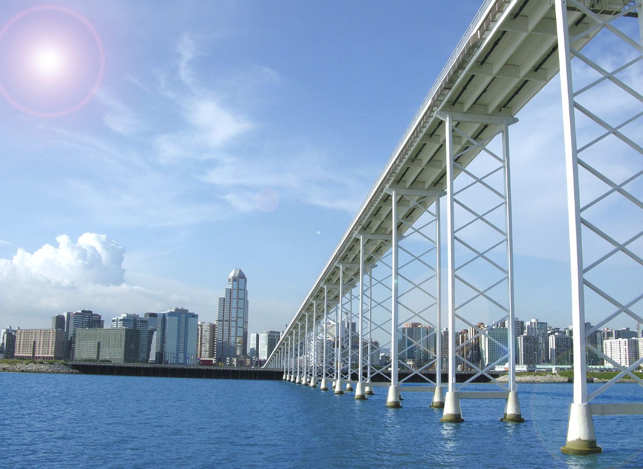  p data-id="gnzlao710w">澳门环岛游是珠海市经典旅游项目,游客从