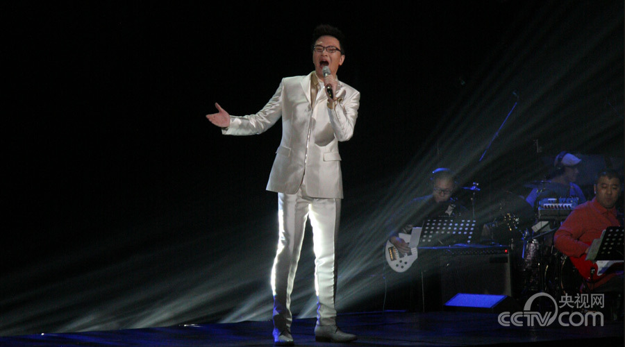  p>汤非, a target="_blank" href="/item/江苏">江苏 /a>扬州人,原