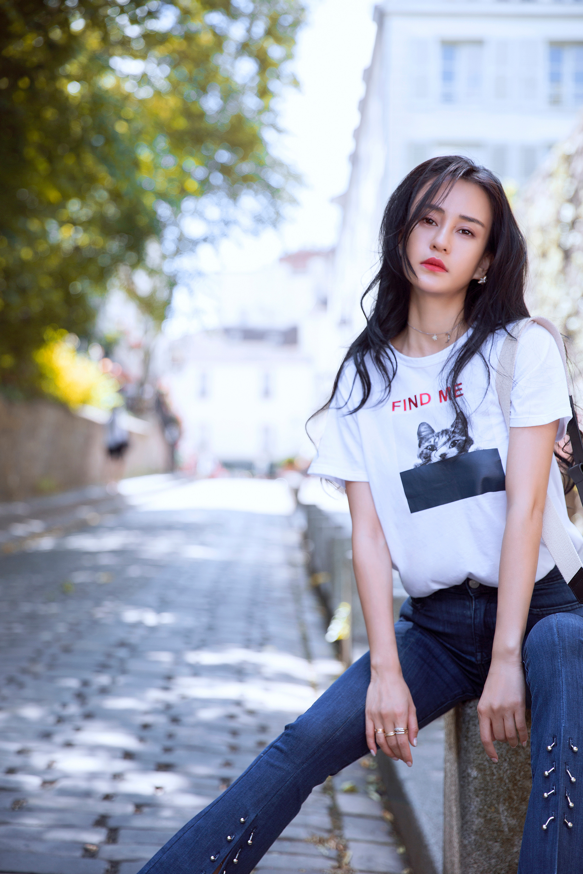  p>母其弥雅 i>(miya) /i>,1987年5月24日出生于云南省楚雄彝族自治州