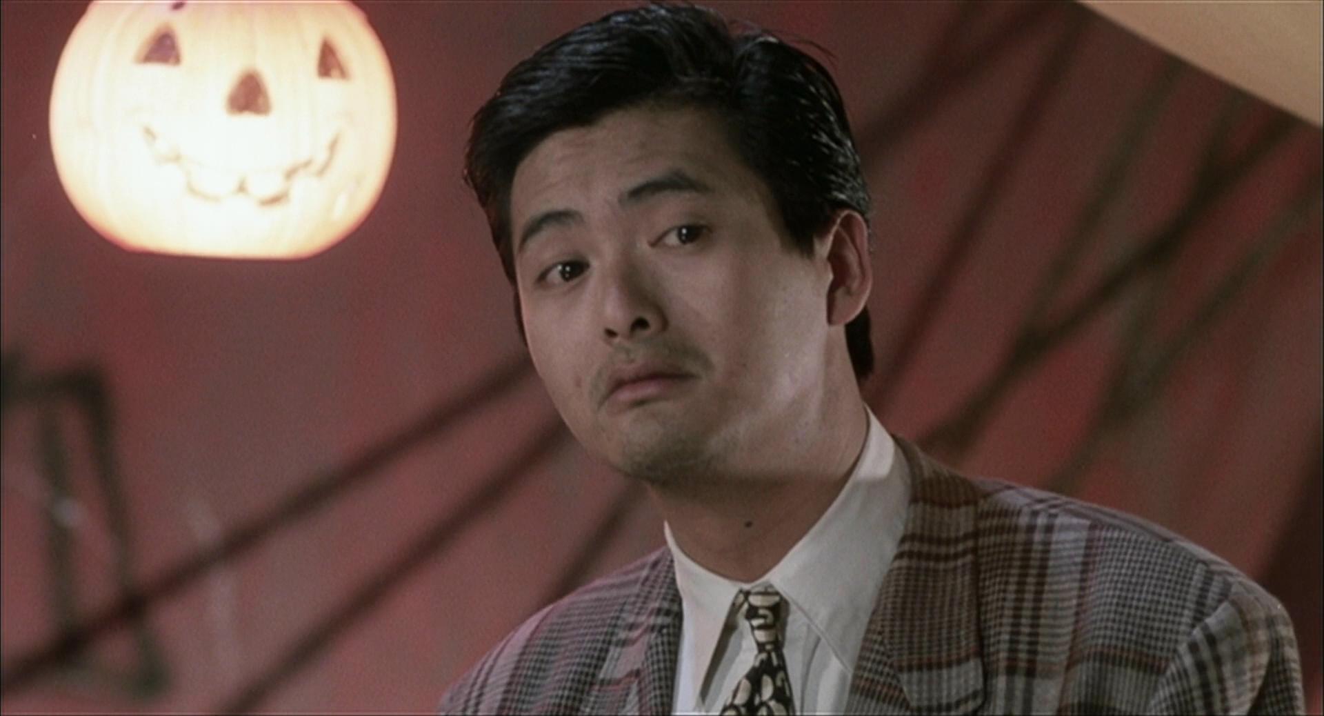  p>周润发(chow yun fat),1955年5月18日出生于香港南丫岛,籍贯广东省