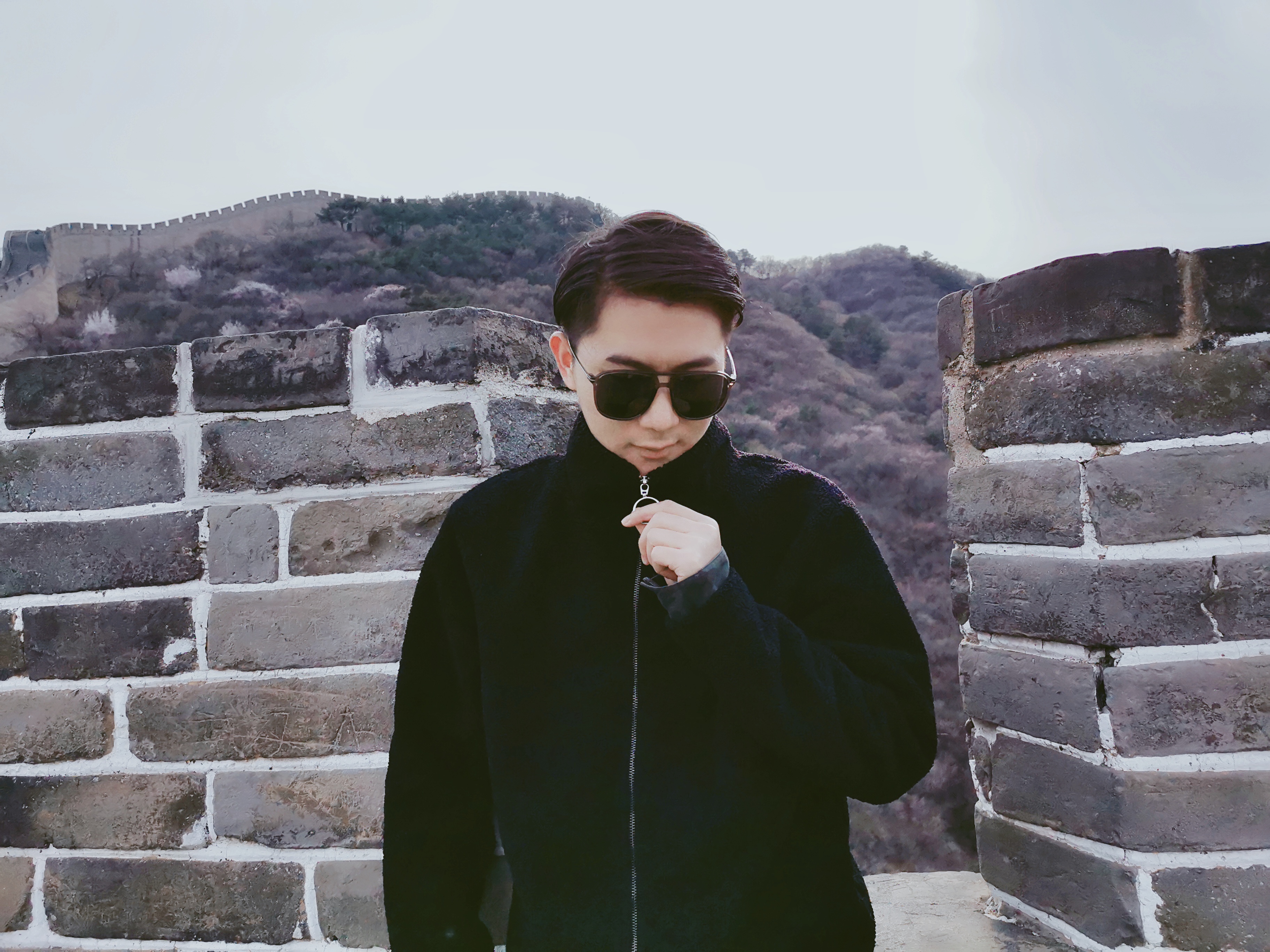  p>张雨哲,出生于江苏盐城,记者,中国内地男导演