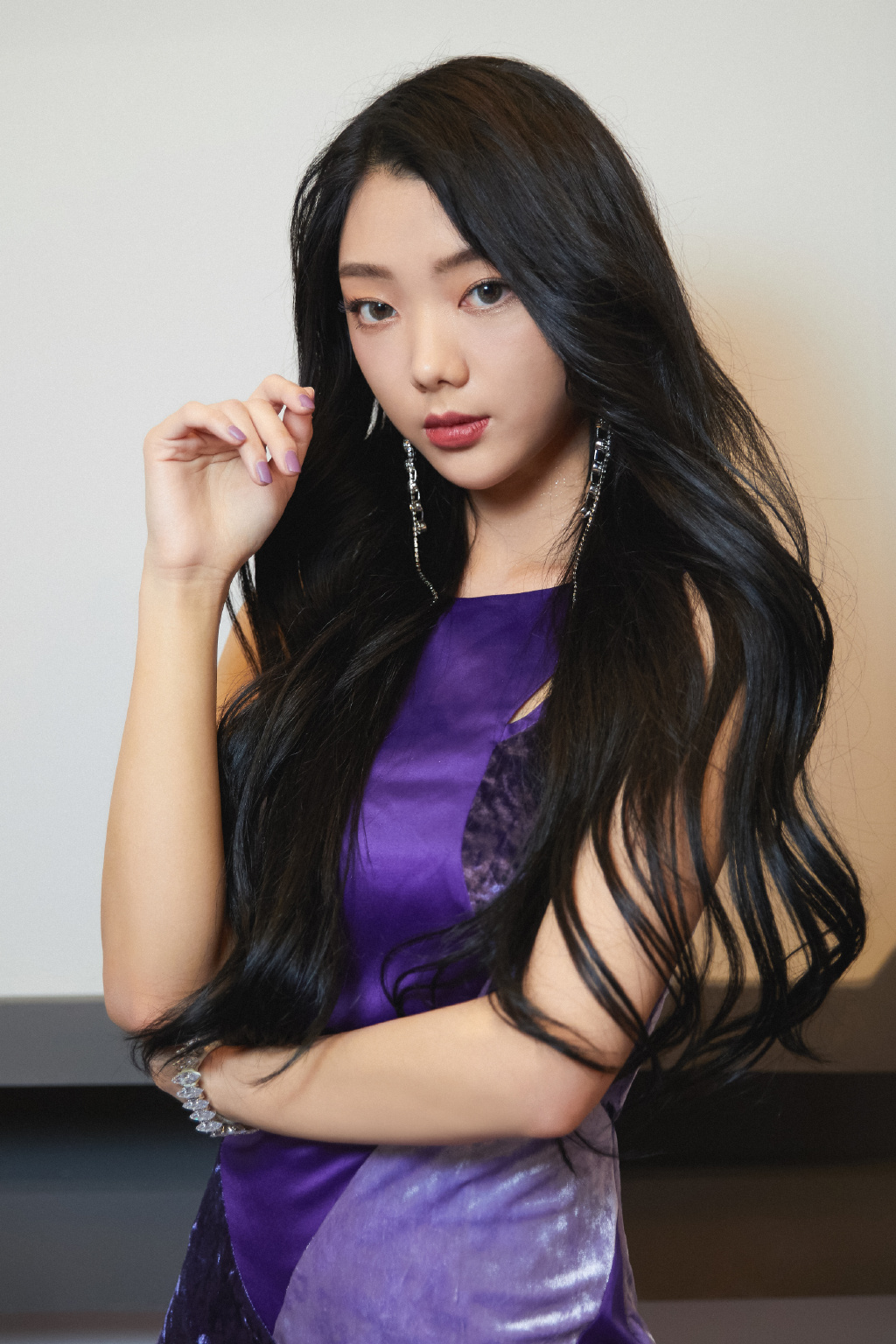 ">李紫婷(mimi lee),2000年1月20日出生于泰国曼谷,泰籍华裔女歌手