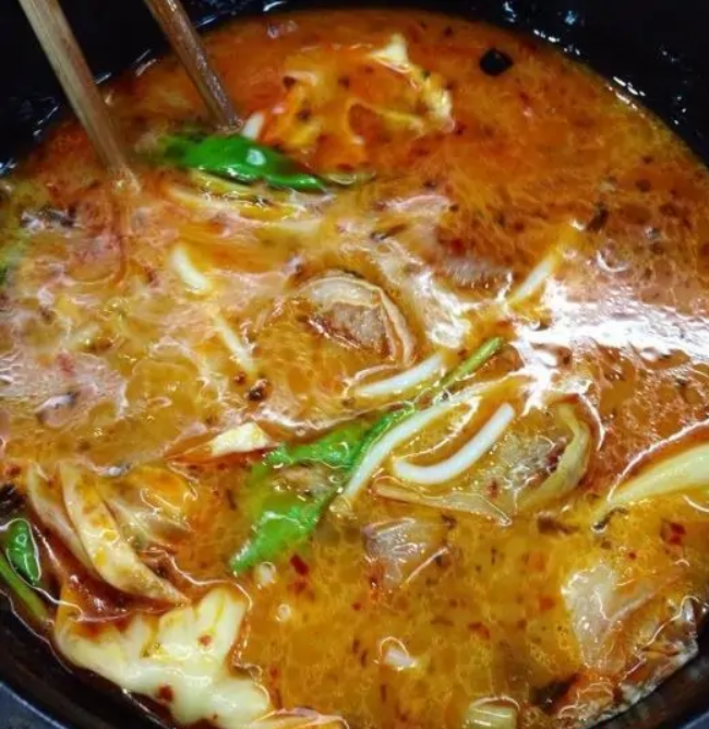 快餐餐馆,位于南京近郊雨花台区玉兰路99号明发商业广场中闽百汇2楼