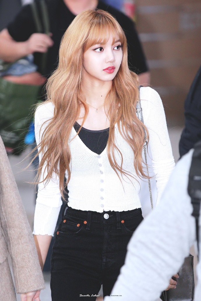 lisa lalisa manoban