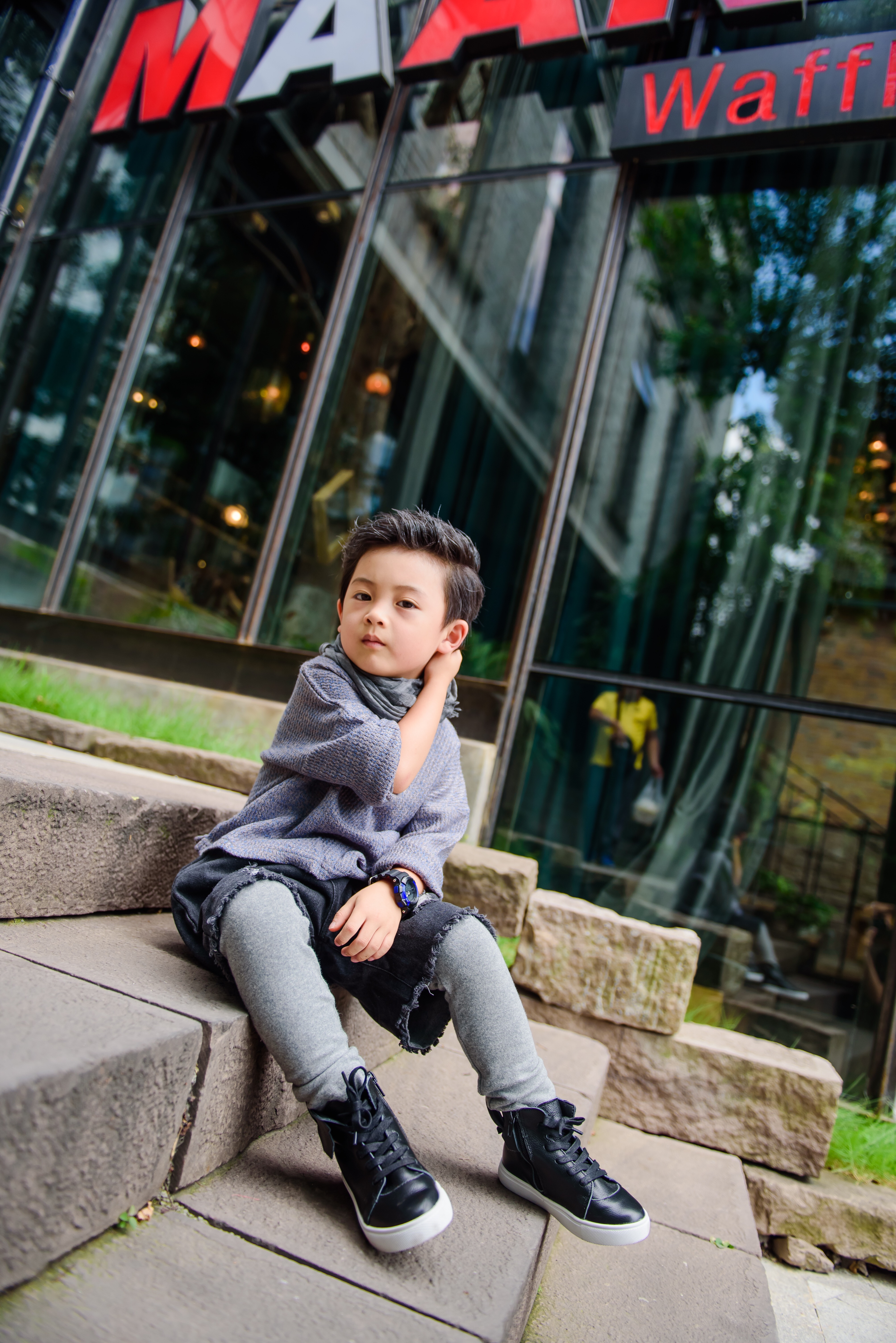  p>张宇轩(jonny),男,2011年1月24日出生于重庆市,童星,中国内地男