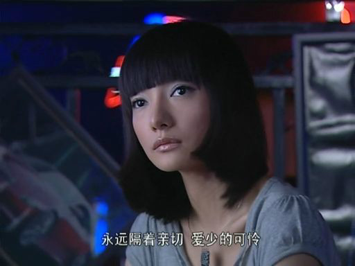  p>常春晓,出生于中国北京.中国内地女演员,模特,歌手.