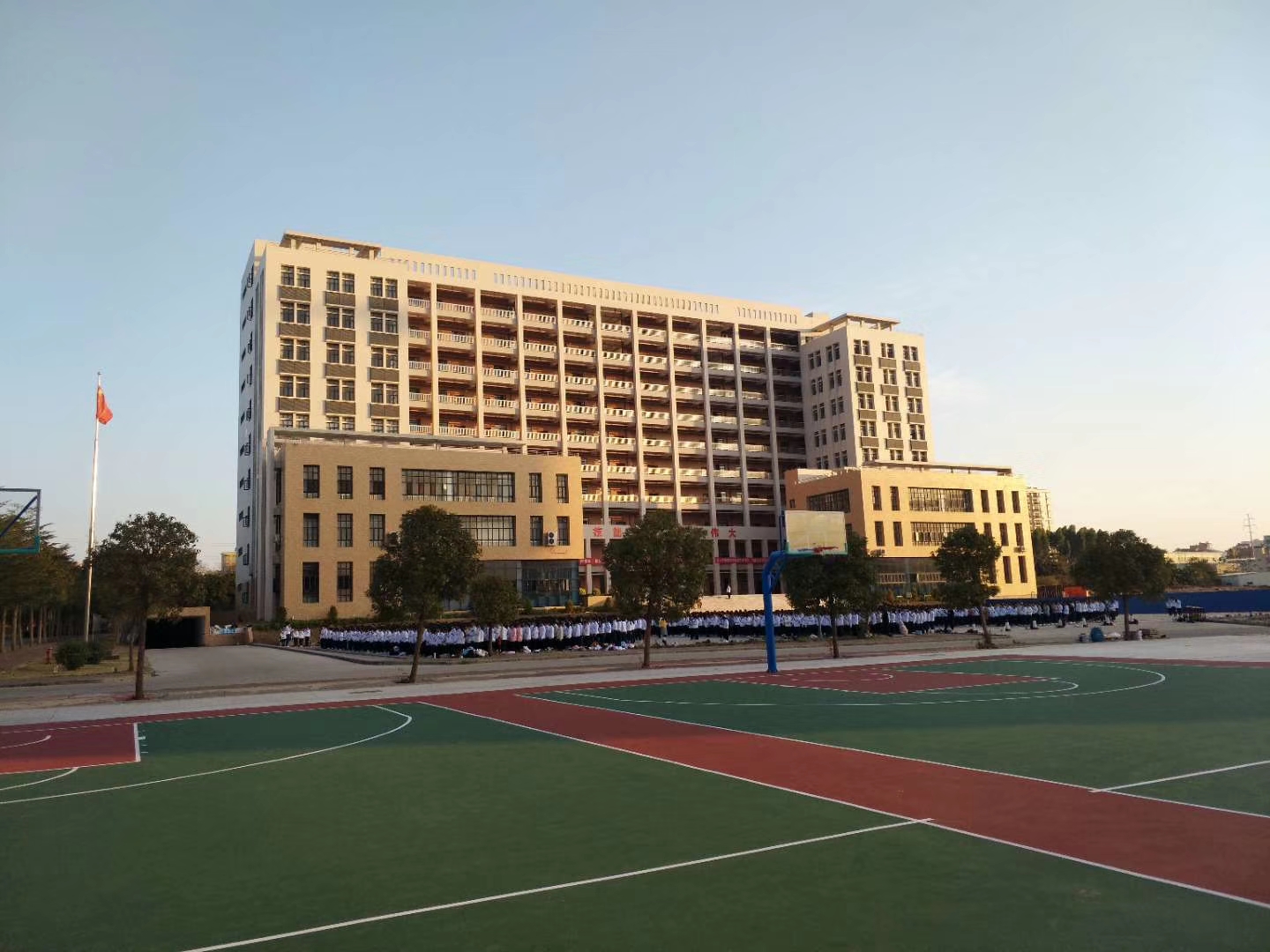 广东湛江卫生学校