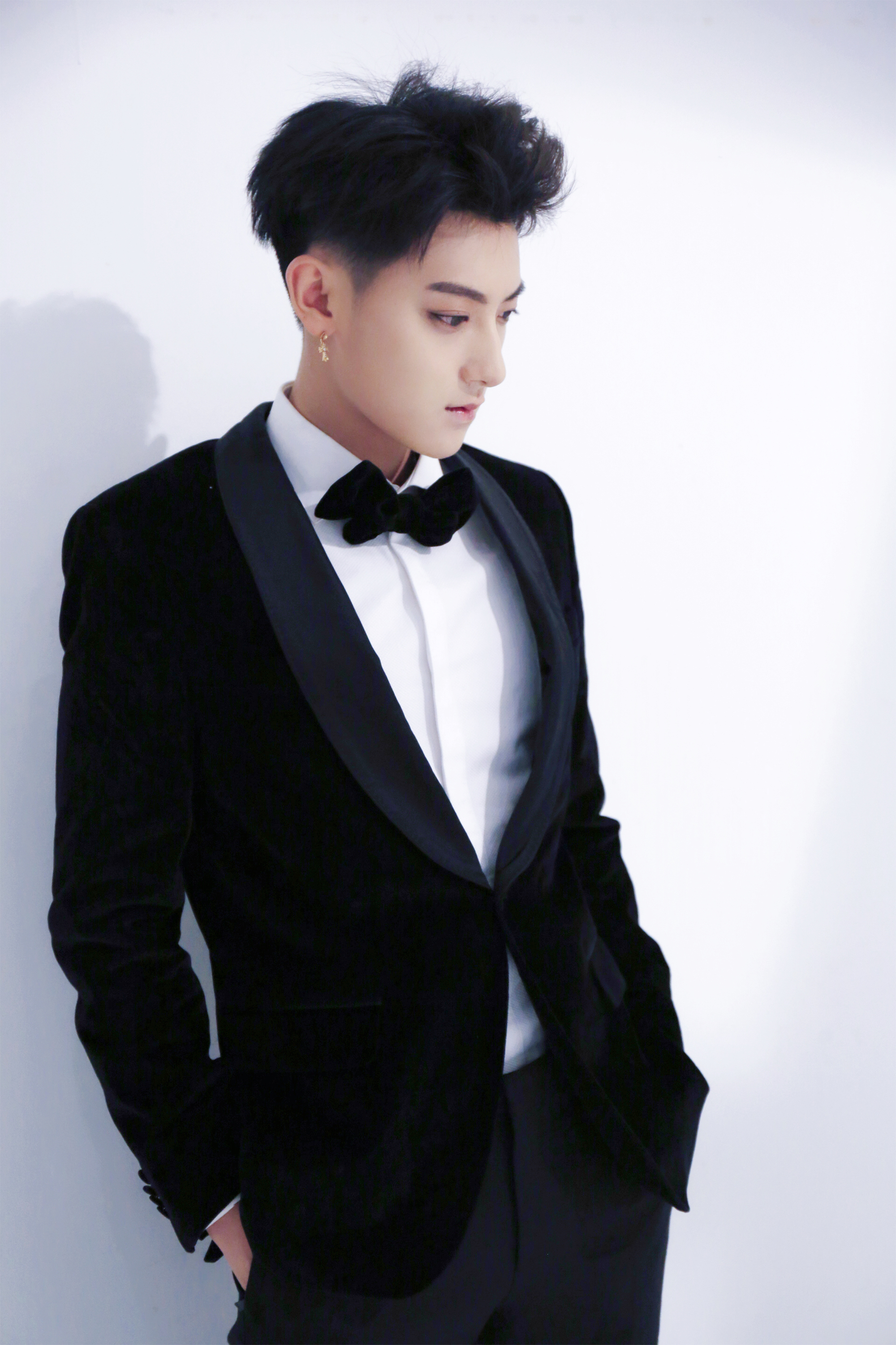  p>黄子韬,1993年5月2日出生于山东省 a target="_blank" href="/item