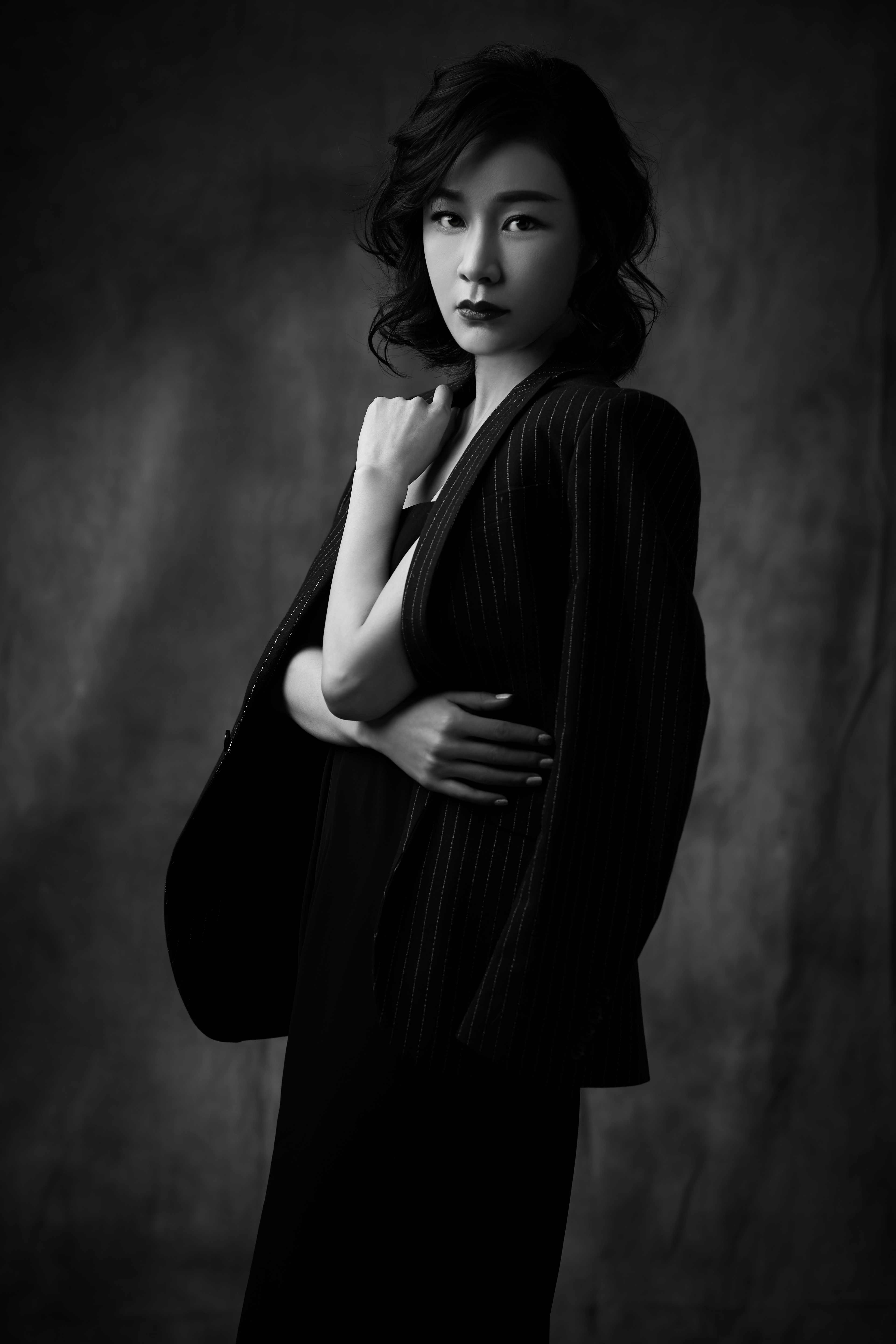  p>胡蓉蓉,中国内地女演员,歌手,毕业于 a target="_blank" href="