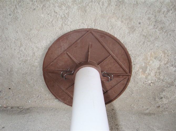  p>吊洞是指在建筑施工中,对其中的屋面,阳台,厨房,卫生间等有管道